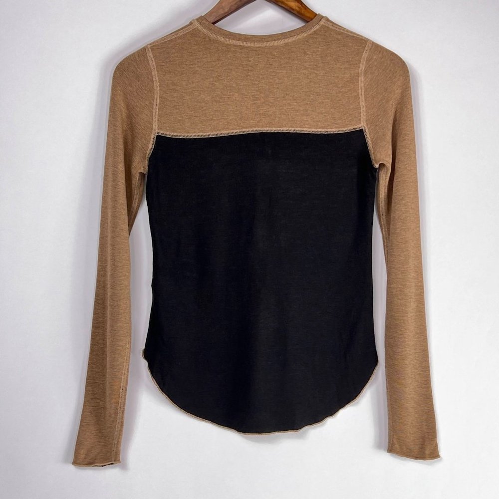 Three Dots Reversible Beige Black Colorblock Long Sleeve Stretch Top XS USA Made - Picture 3 of 7